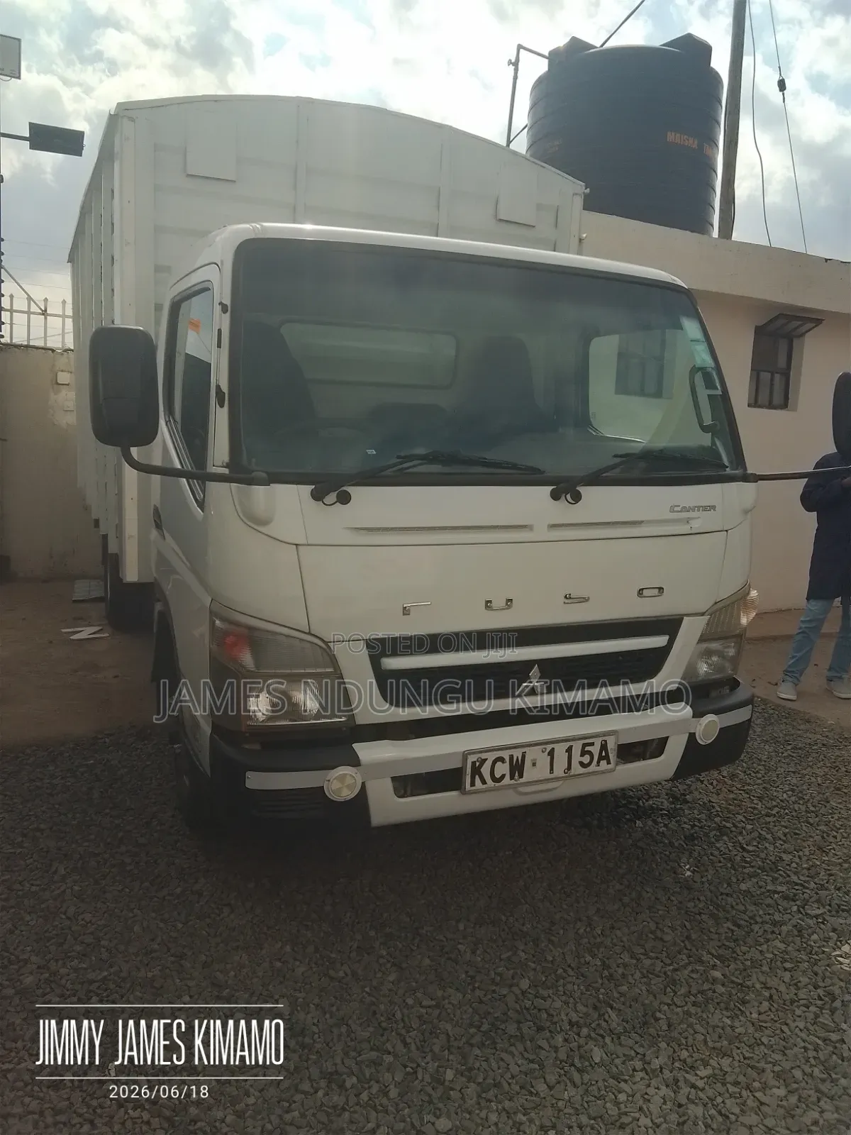 Mitsubishi Canter Truck 4d33 Local on Sale
