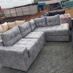 6-Seater Grey Tufted L-Shaped Sofa Modern Comfort Design