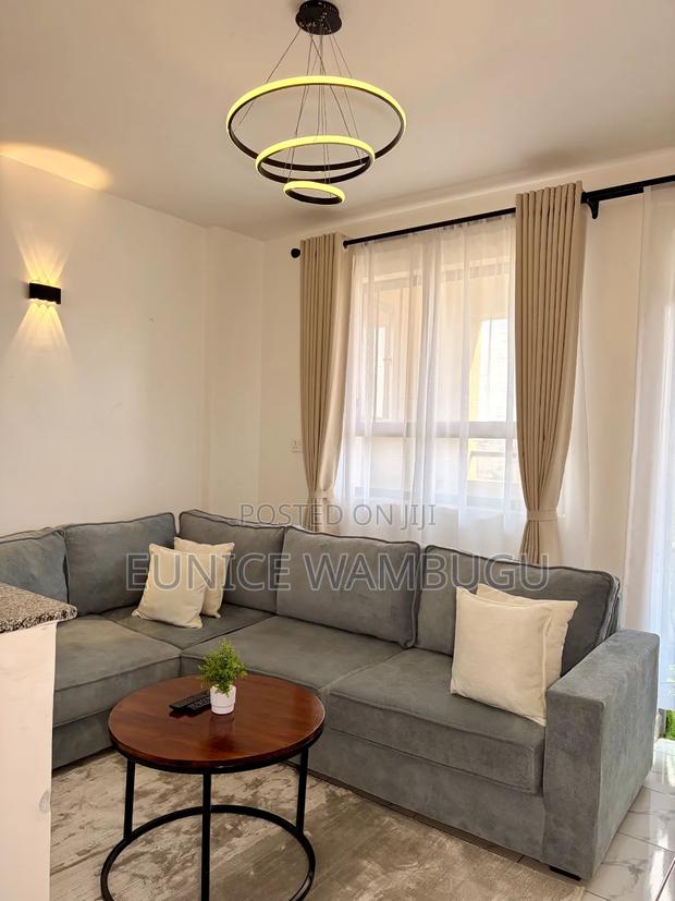 Cozy 1 Bedroom Airbnbs Membly - thumbnail 11