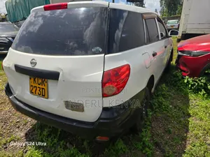 Nissan Advan 2011 White