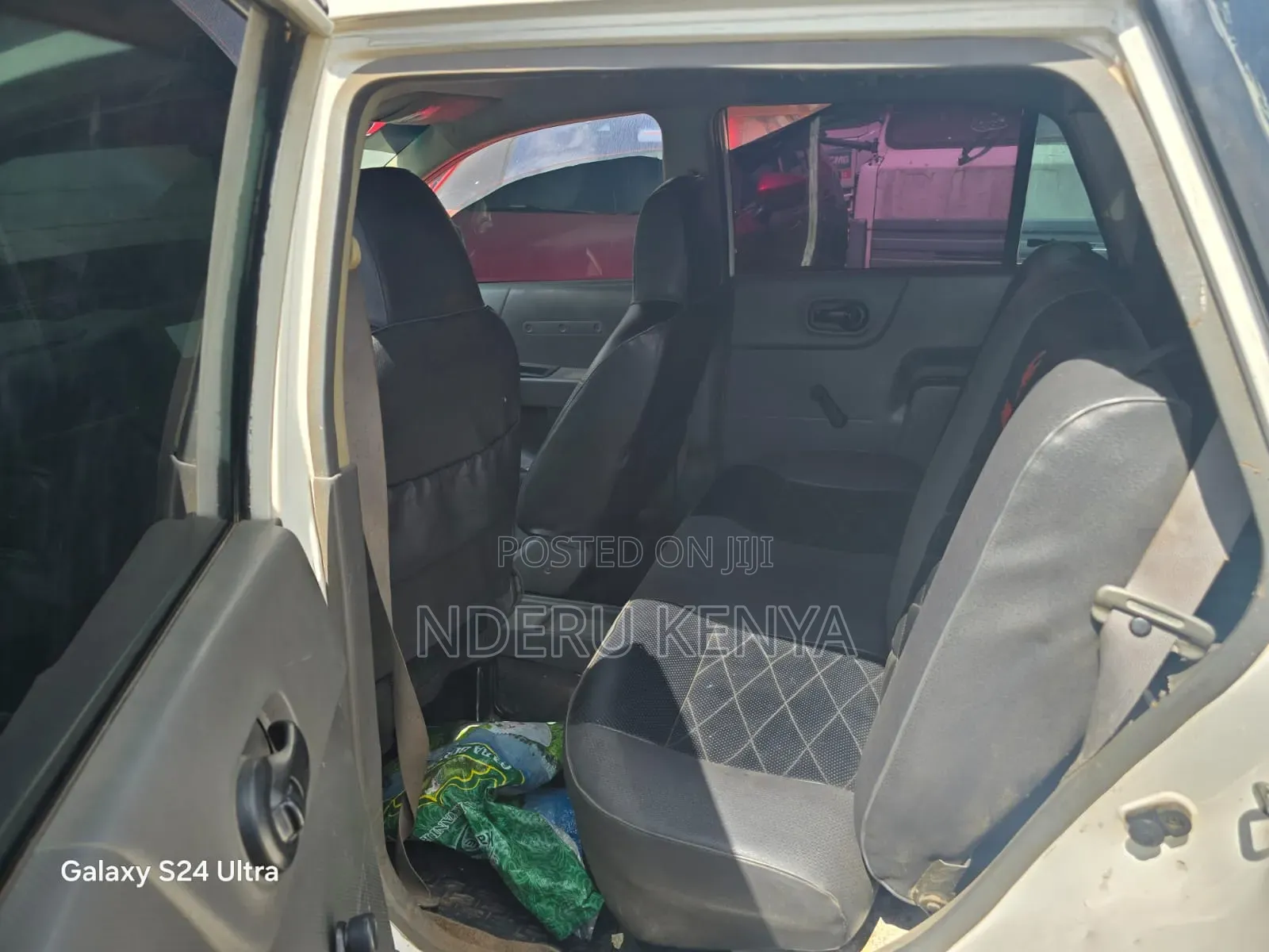 Nissan Advan 2011 White