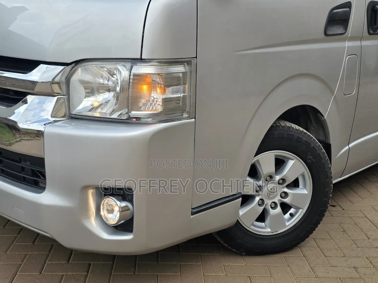 Toyota HiAce 2019 Silver