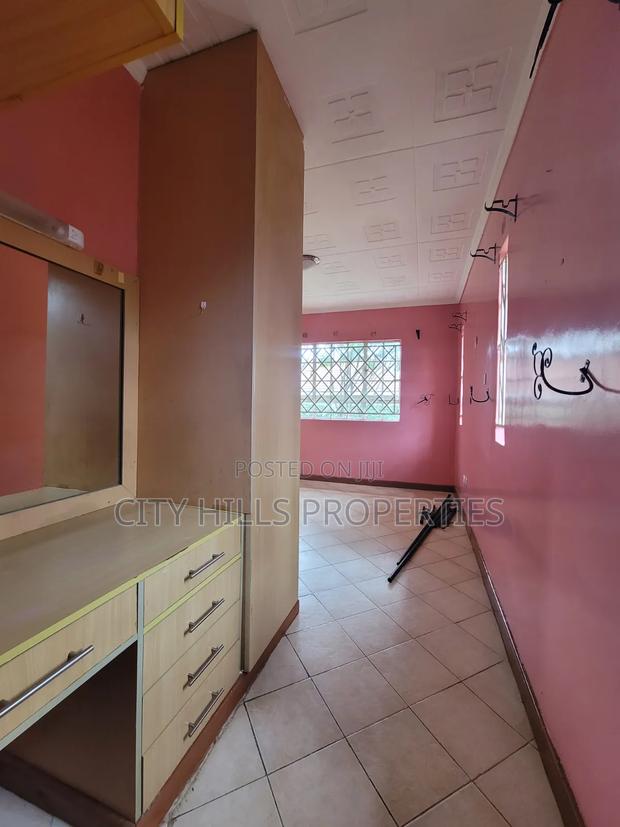 4bdrm Bungalow in Oloolua for rent - thumbnail 12