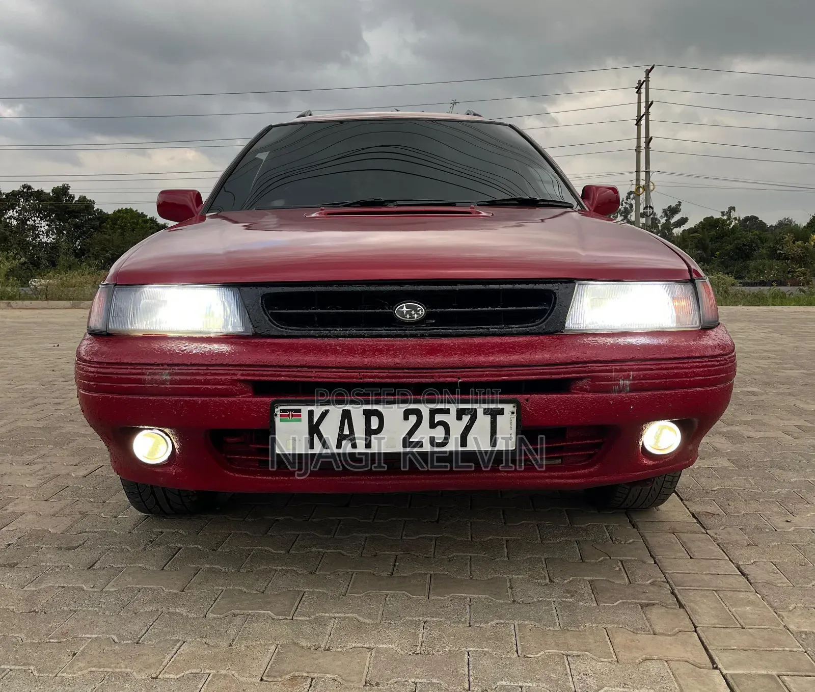 Subaru Legacy 2000 Red