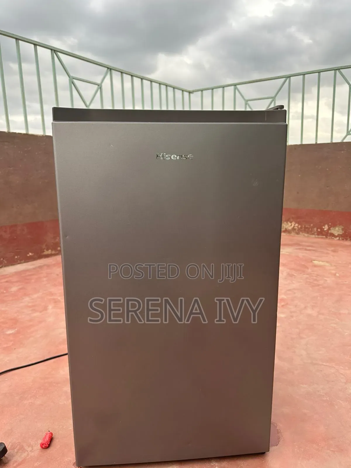 Hisense 90l Fridge
