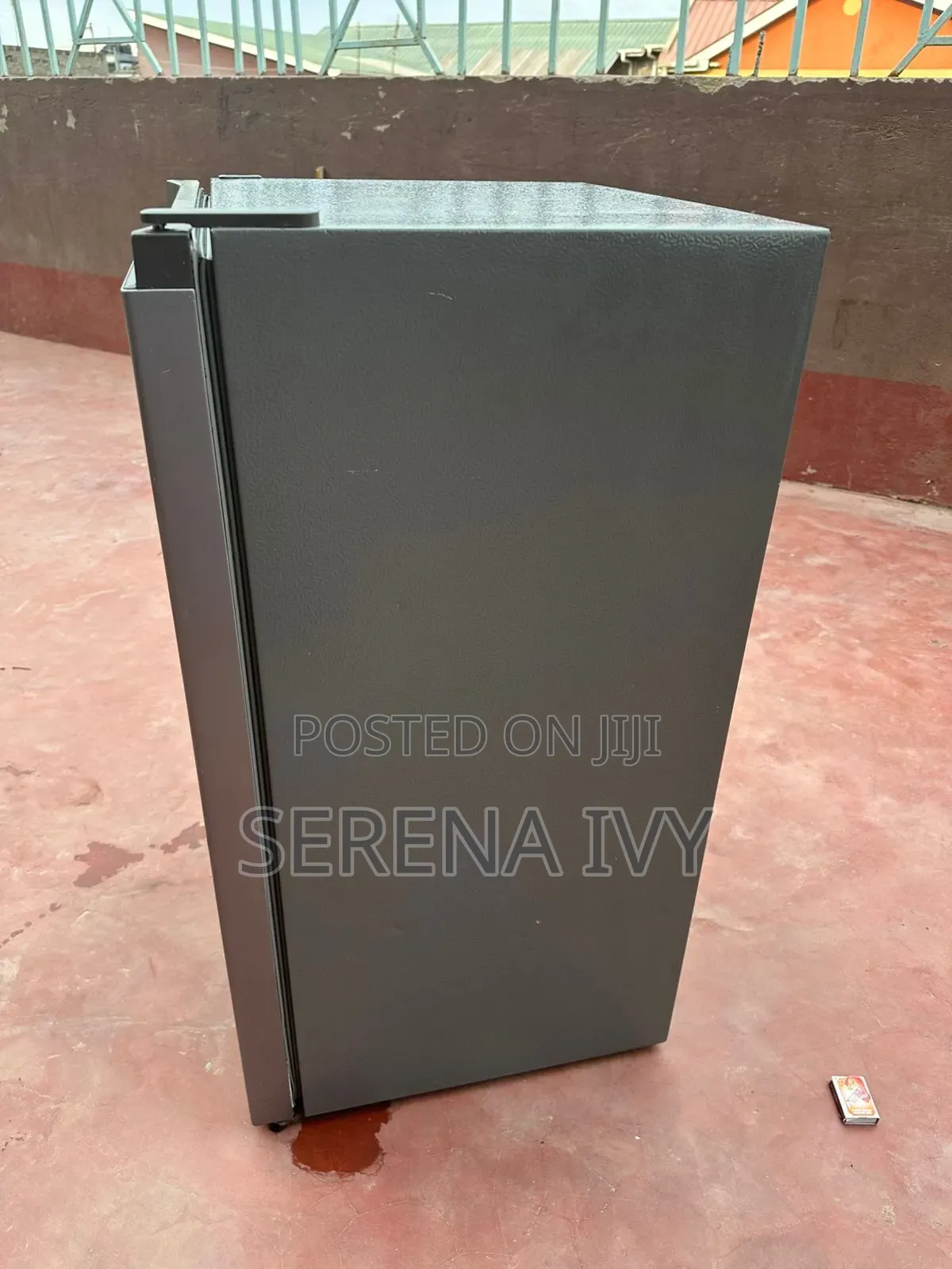 Hisense 90l Fridge