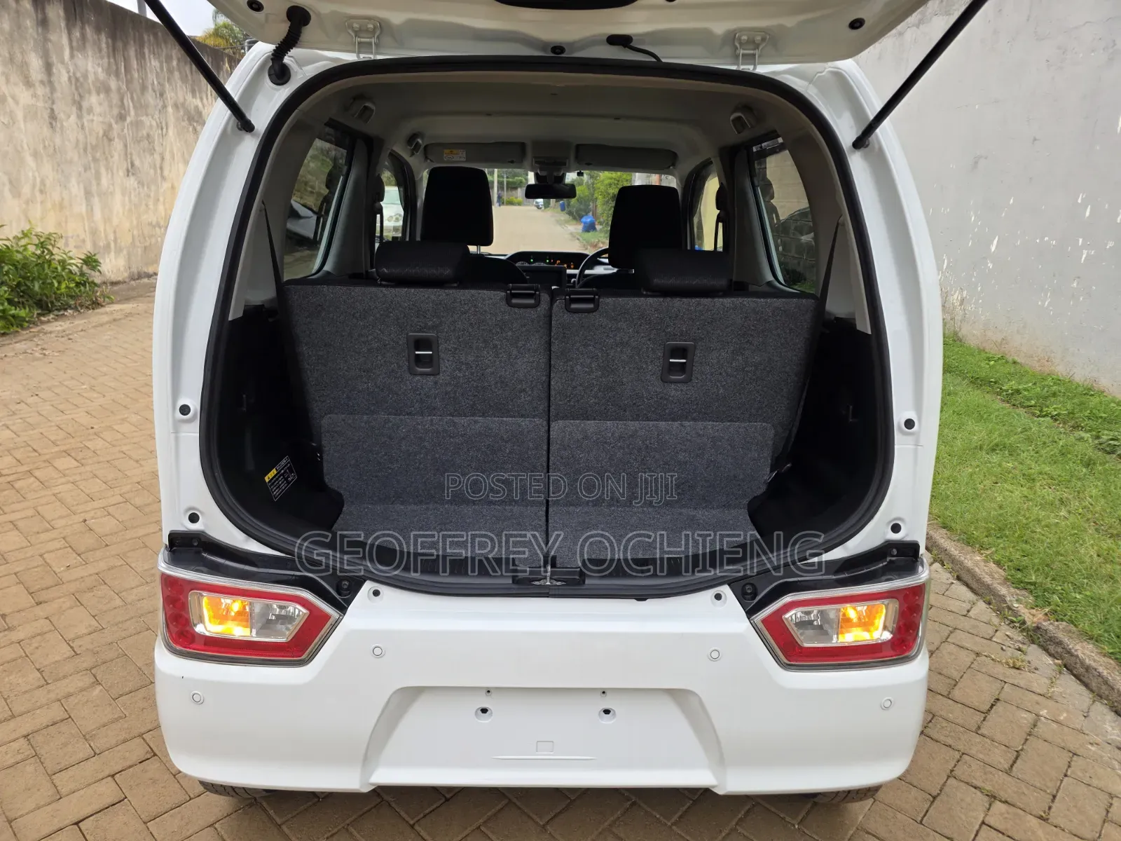 Suzuki Wagon R 2021 White