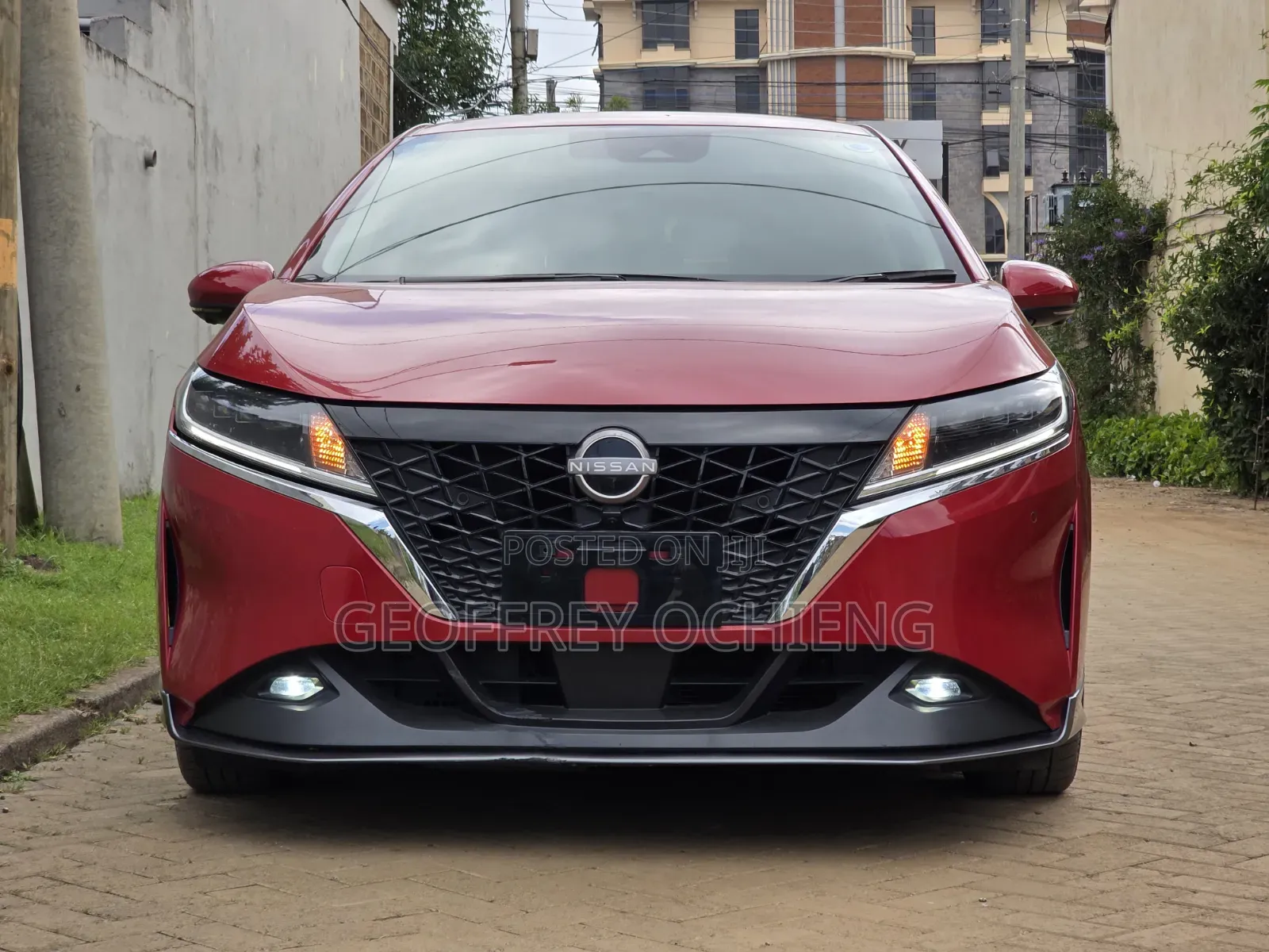 Nissan Note 1.2 Hybrid 2021 Red