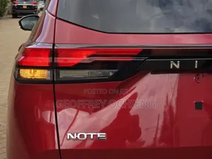 Nissan Note 1.2 Hybrid 2021 Red