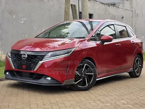 Nissan Note 1.2 Hybrid 2021 Red