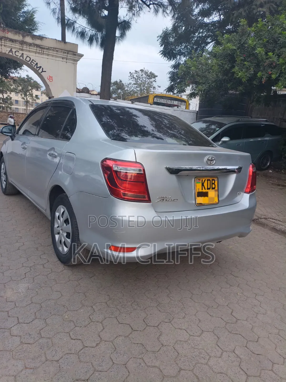 Toyota Axio 2014 Silver