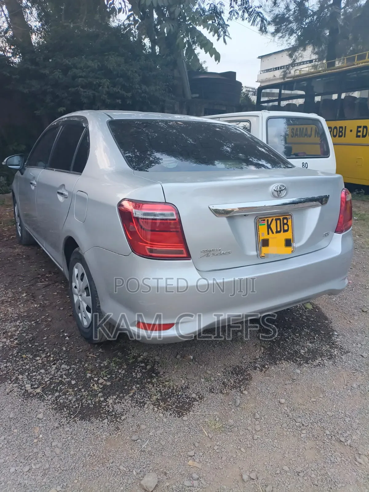 Toyota Axio 2014 Silver