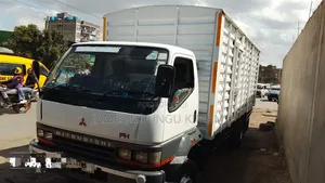 Mitsubishi Fh Truck 2018 White for Sale