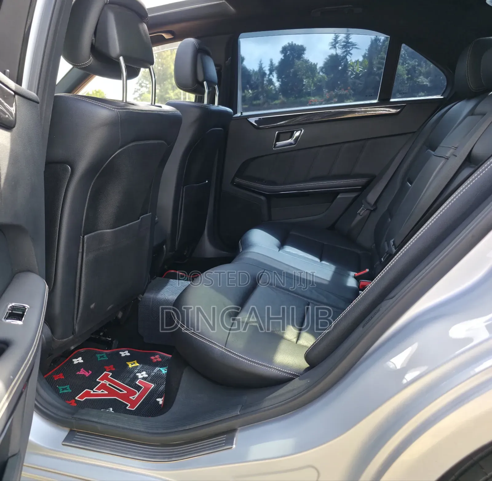 Mercedes-Benz E250 2011 Silver