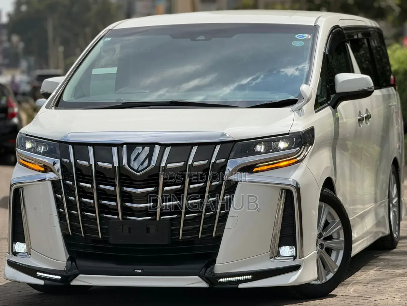 Toyota Alphard 2.5 Petrol FWD 2019 Pearl