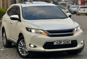 Toyota Harrier 2.0 2016 Pearl