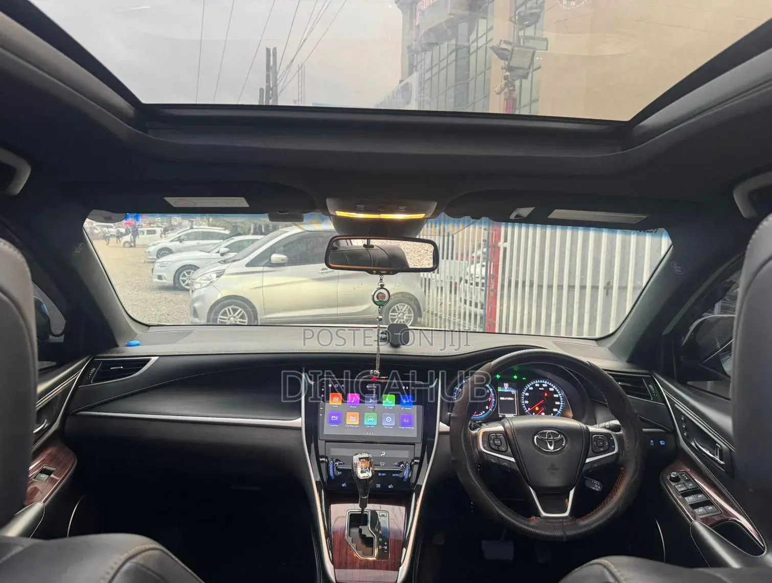 Toyota Harrier 2.0 2016 Pearl
