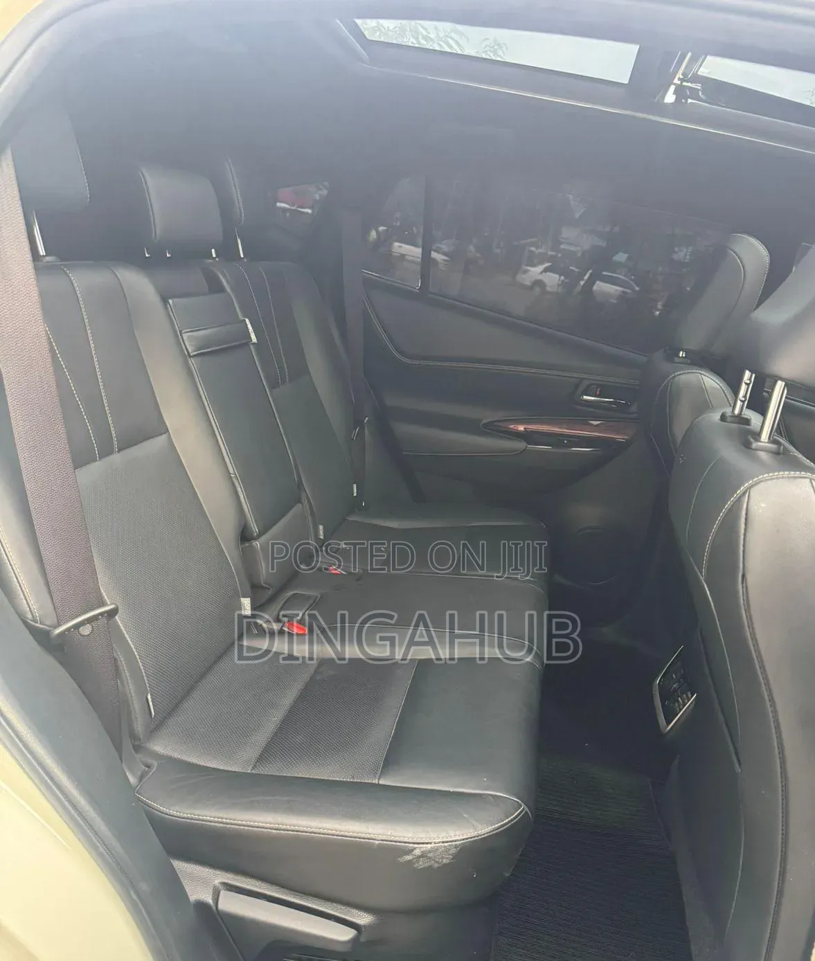 Toyota Harrier 2.0 2016 Pearl
