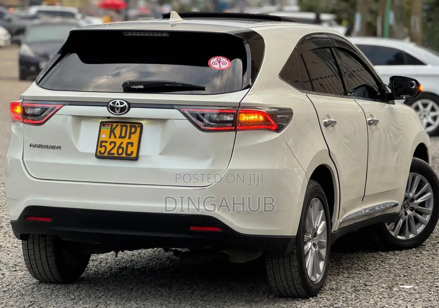 Toyota Harrier 2.0 2016 Pearl