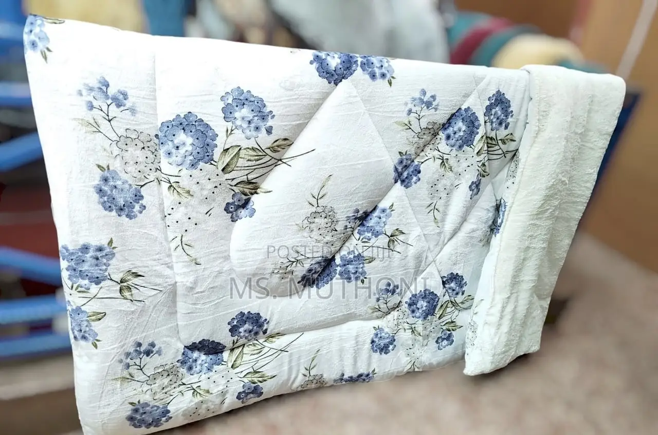 Brand New Flowerly Warm Woolen Duvet Set*
