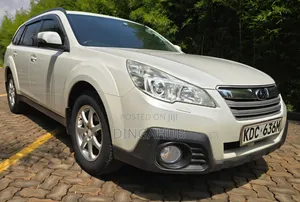 Subaru Outback 2.5i 4dr Wagon AWD (2.5L 4cyl 6M) 2014 White