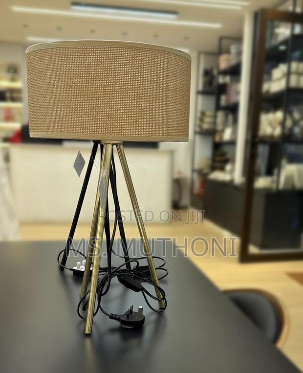 Levi Decorative Tripod Rattan Table Lamp + Bulb