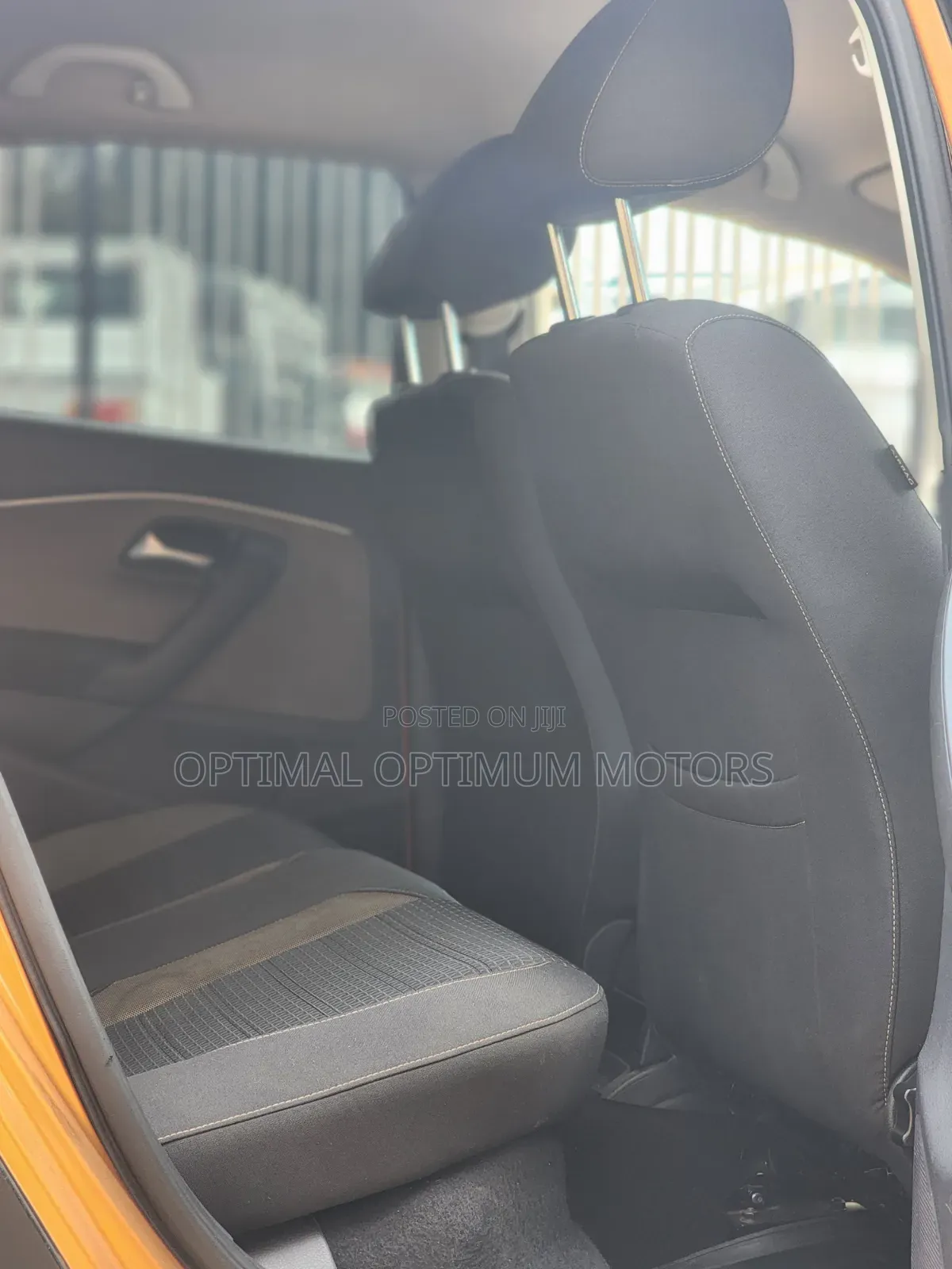 Volkswagen Golf 2015 Gold