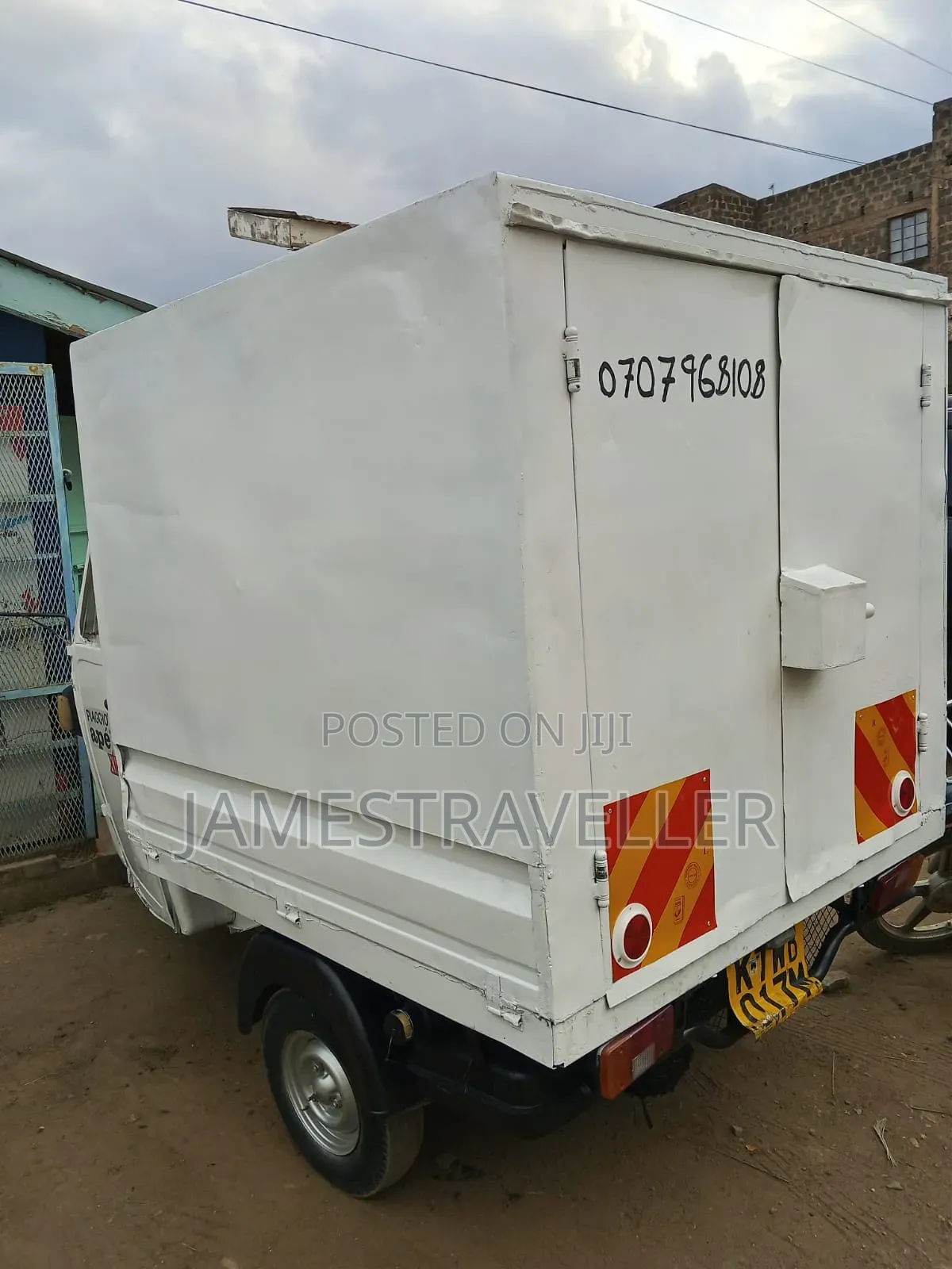 Piaggio 2017 White