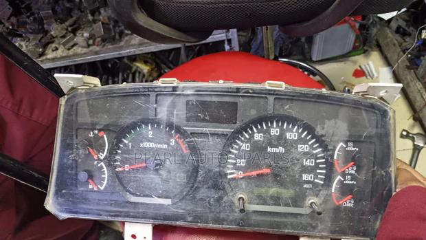 Clock Isuzu FRR 90 Mutumba - thumbnail 2