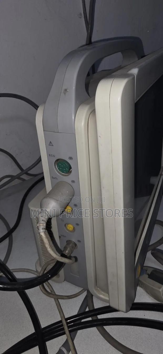 Vital Signs Monitor