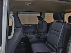 Nissan Serena 2021