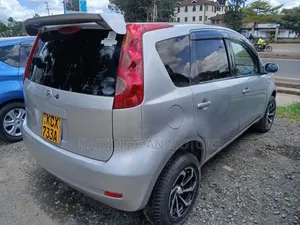 Nissan Note 2012 Silver