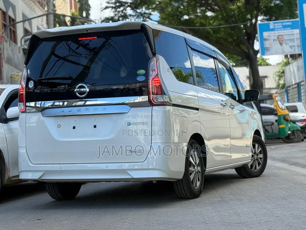 Nissan Serena 2020