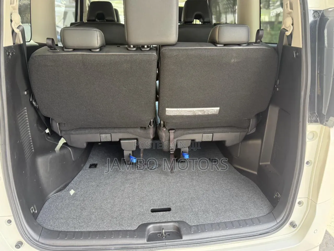 Nissan Serena 2020