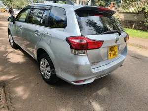 Toyota Corolla Fielder 2015 Silver