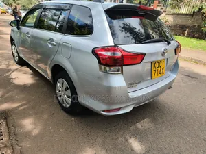 Toyota Corolla Fielder 2015 Silver
