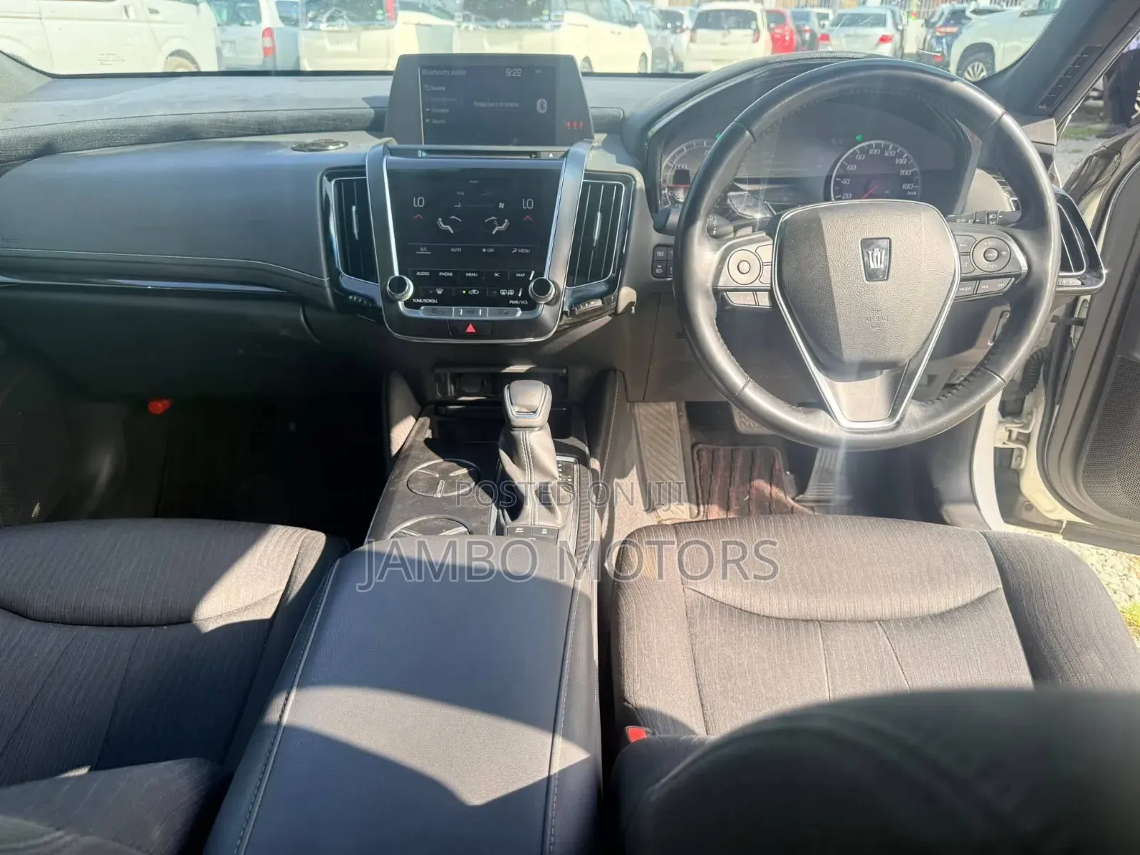 Toyota Crown 2019