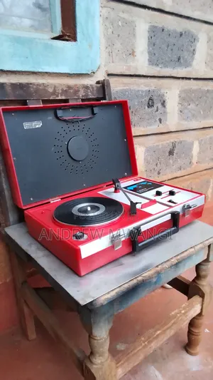 Record Player Turntable