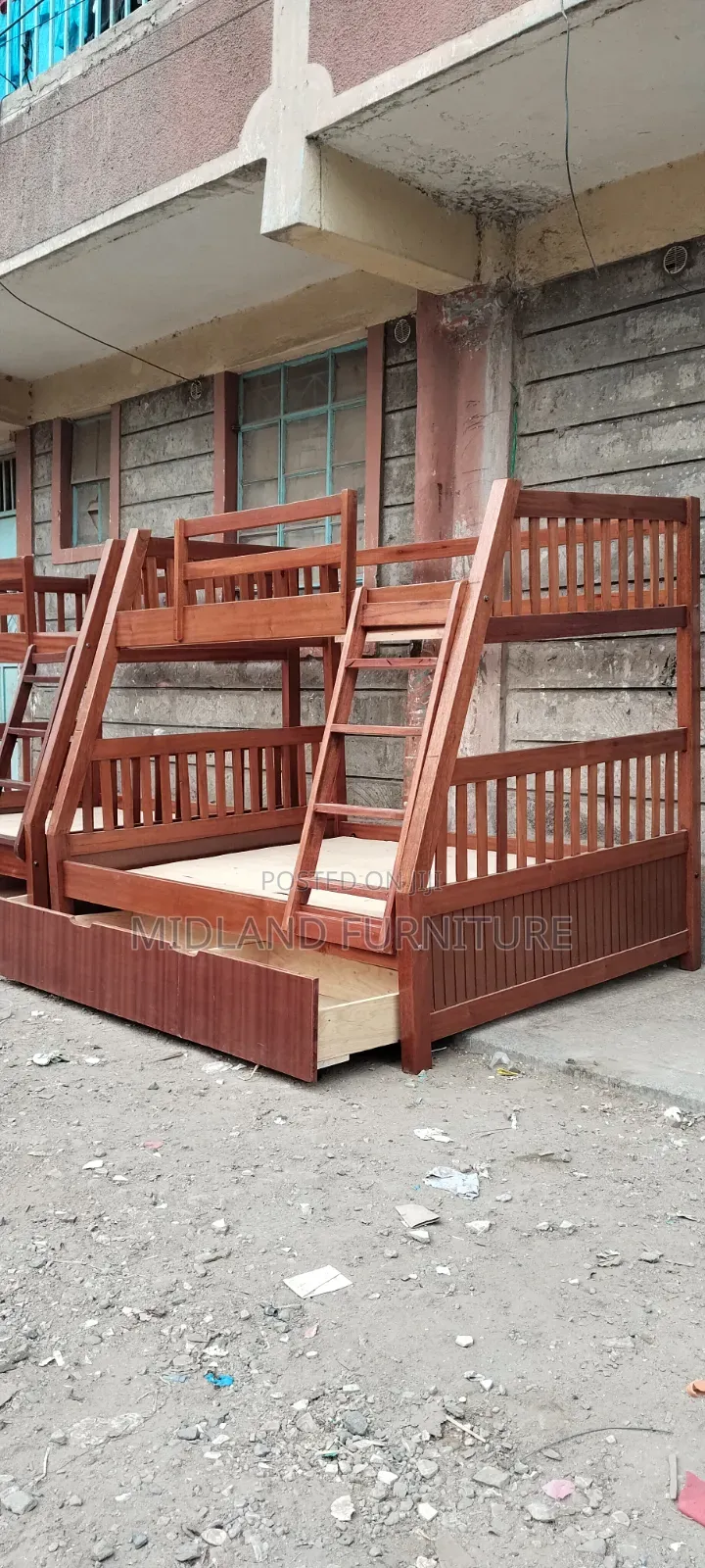 Mahogany Double Decker 5x6. Pay on Delivery