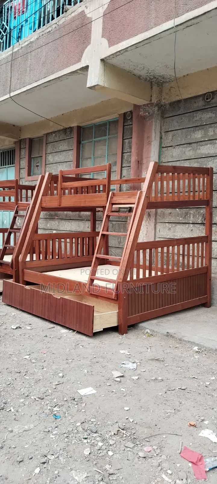 Mahogany Double Decker 5x6. Pay on Delivery