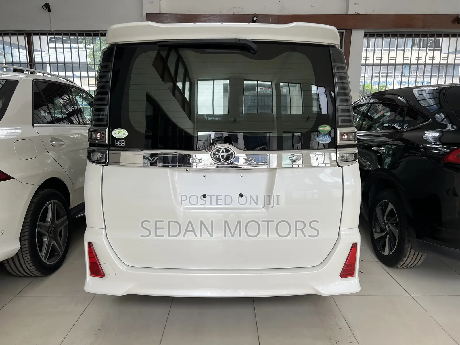 Toyota Voxy 2019 White