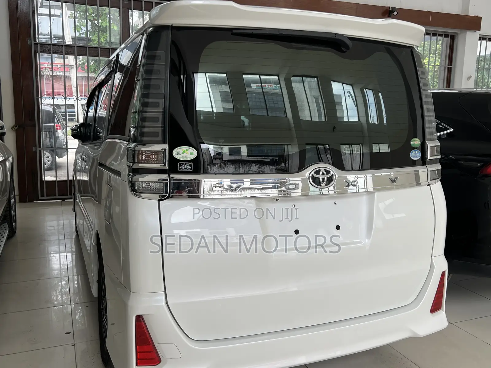 Toyota Voxy 2019 White