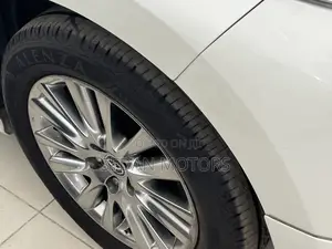 Toyota Harrier 2019 White
