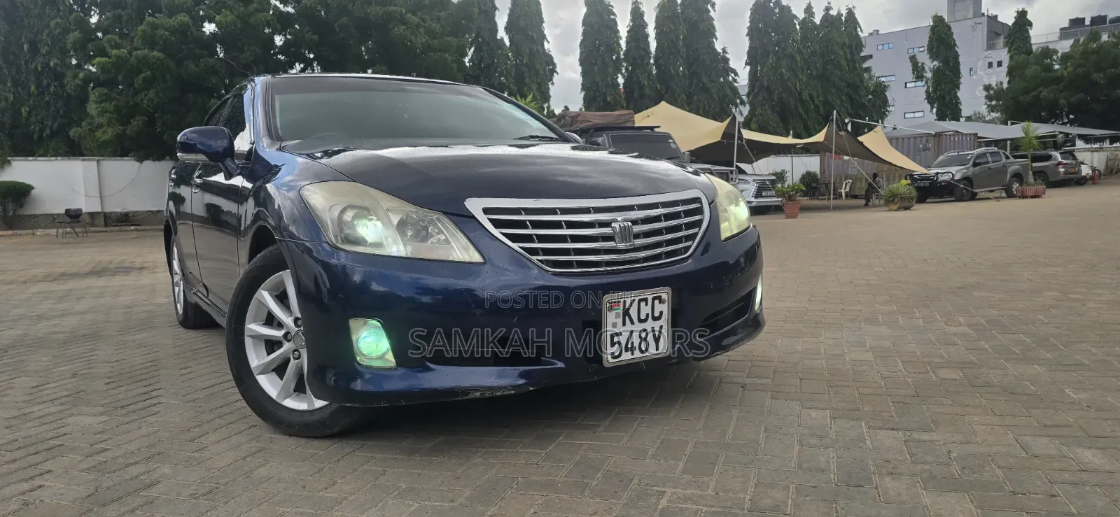 Toyota Crown 2011 Blue