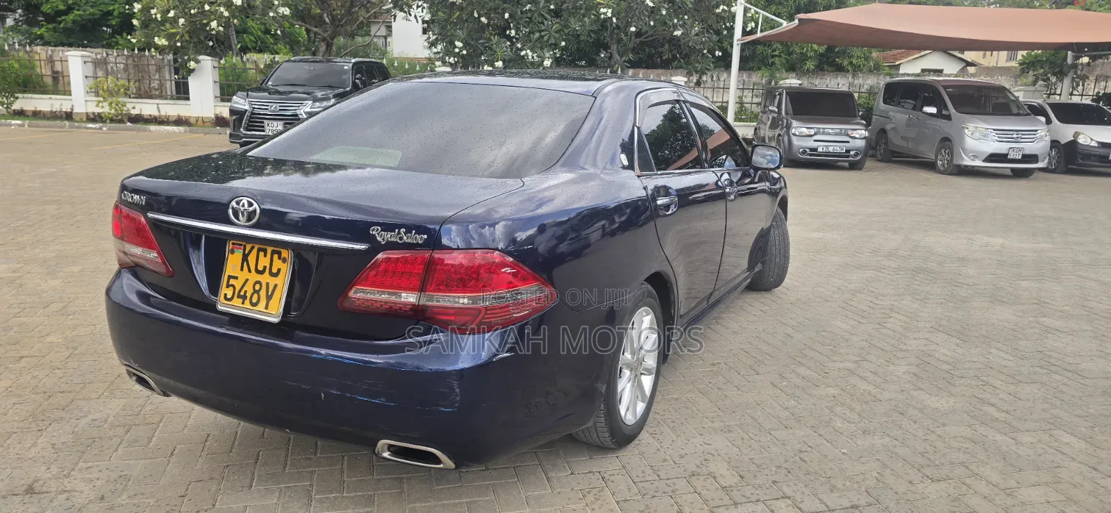 Toyota Crown 2011 Blue