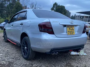 Toyota Axio 2011 Silver