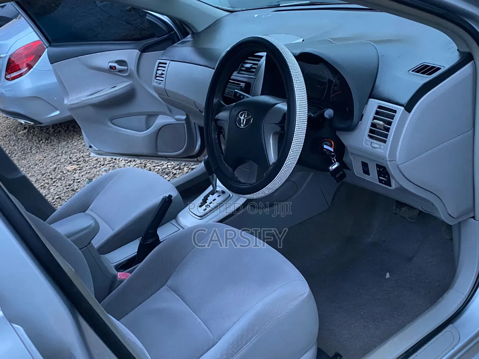 Toyota Axio 2011 Silver