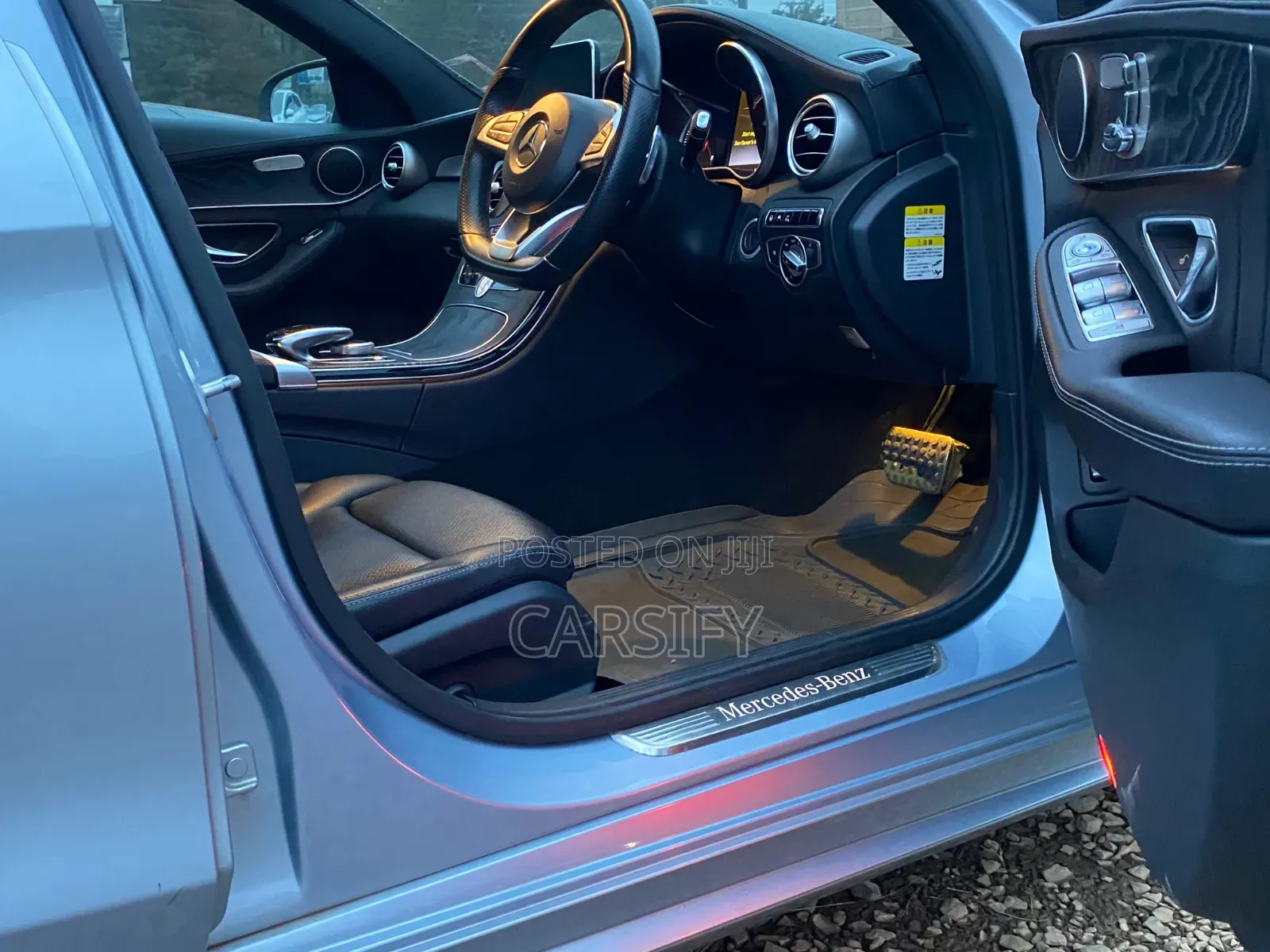 Mercedes-Benz C200 2016 Silver