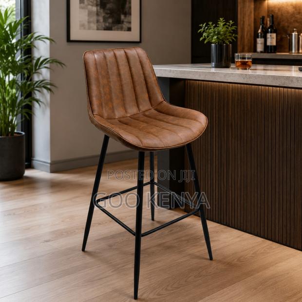 Bar Stool; Industrial Style Bar Stool With Durable Metal Legs - thumbnail 2