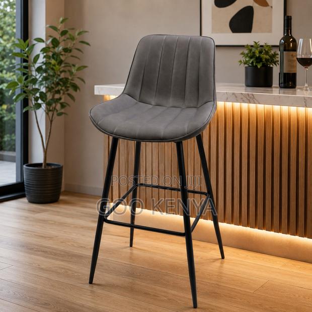 Bar Stool; Industrial Style Bar Stool With Durable Metal Legs - thumbnail 3